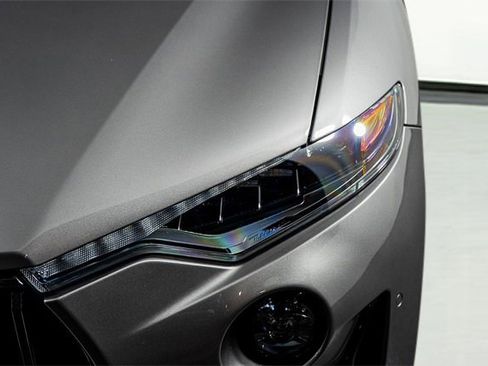 Used 2022 Maserati Levante Modena image 27