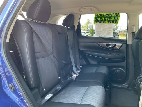Used 2019 Nissan Rogue SV AWD/4WD image 36