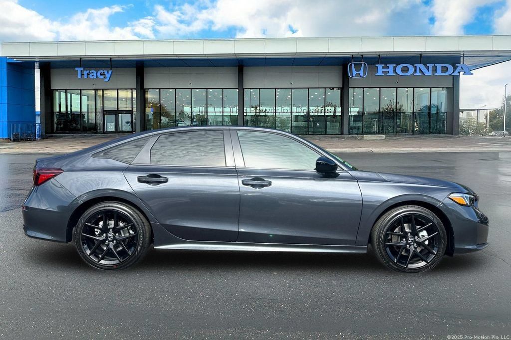 Used 2026 Honda Civic Sport image 4