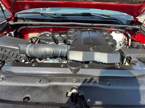 Certified 2023 Toyota 4Runner TRD Off-Road Premium image 9