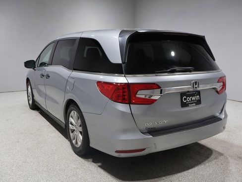 Used 2019 Honda Odyssey LX image 6