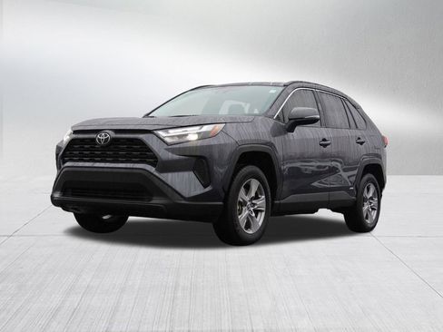 Used 2025 Toyota RAV4 XLE image 1