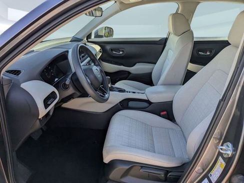 Certified 2024 Honda HR-V LX image 21