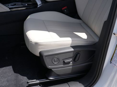 Used 2025 Audi Q5 Premium Plus w/ Premium Plus AWD/4WD image 22