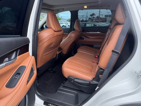 Used 2023 INFINITI QX60 Sensory w/ Cargo Package image 9