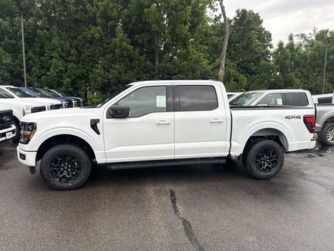 New 2026 Ford F150 XLT w/ Equipment Group 302A MID AWD/4WD image 2