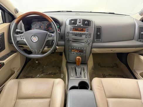 Used 2003 Cadillac CTS 3.2 w/ Preferred Equipment Group RWD image 16