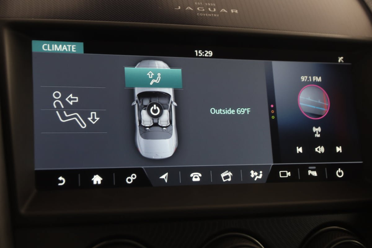 Used 2021 Jaguar F-TYPE R-Dynamic AWD/4WD image 36
