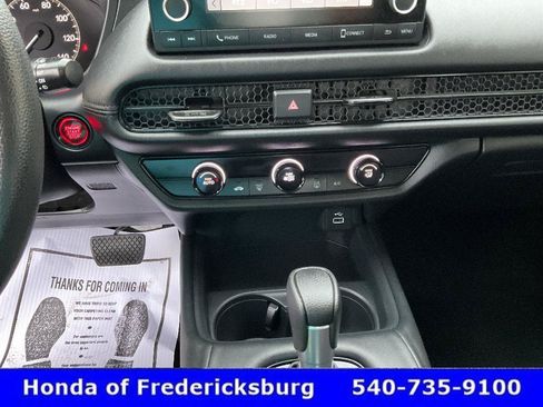 Certified 2024 Honda HR-V LX image 34
