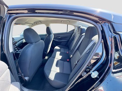 Used 2022 Nissan Sentra SV w/ Trunk Package image 25