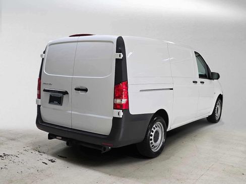 Used 2020 Mercedes-Benz Metris image 5