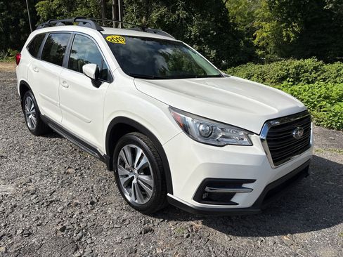Used 2019 Subaru Ascent Limited image 1