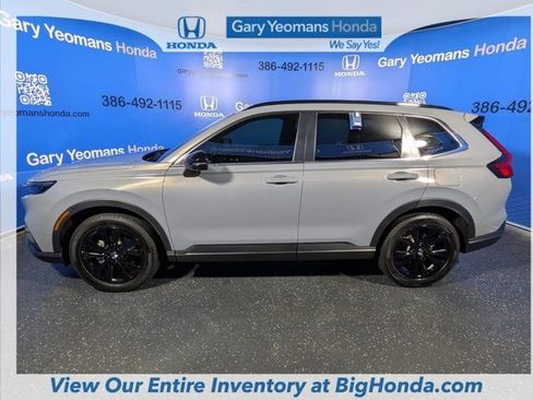 Used 2025 Honda CR-V Sport Touring image 10