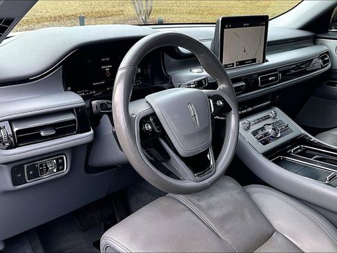 Used 2020 Lincoln Aviator Reserve w/ Equipment Group 202A image 14