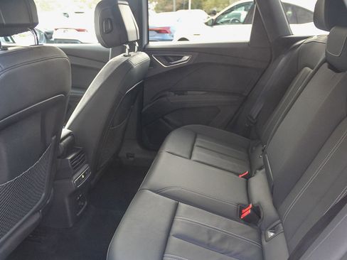 Certified 2023 Audi Q4 e-tron Premium Plus w/ Premium Plus image 19