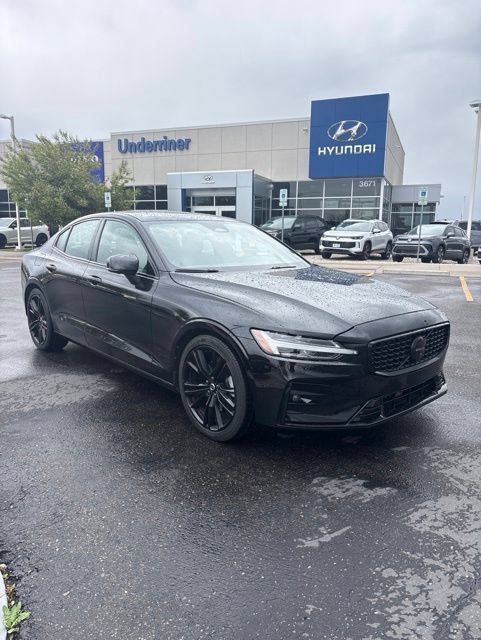 Used 2024 Volvo S60 B5 Plus AWD/4WD image 1