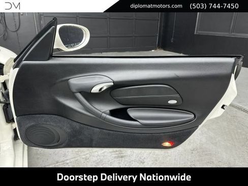 Used 2000 Porsche Boxster RWD image 24