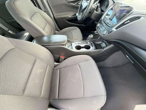 Used 2020 Chevrolet Malibu RS FWD image 34