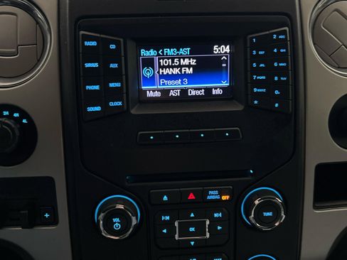 Used 2013 Ford F150 XLT w/ Luxury Equipment Group image 16