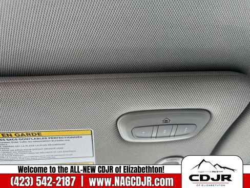 New 2022 Jeep Compass Latitude w/ Convenience Group image 16