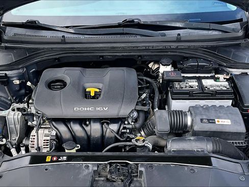 Used 2018 Hyundai Elantra SEL FWD image 28
