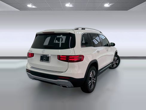 New 2026 Mercedes-Benz GLB 250 image 6
