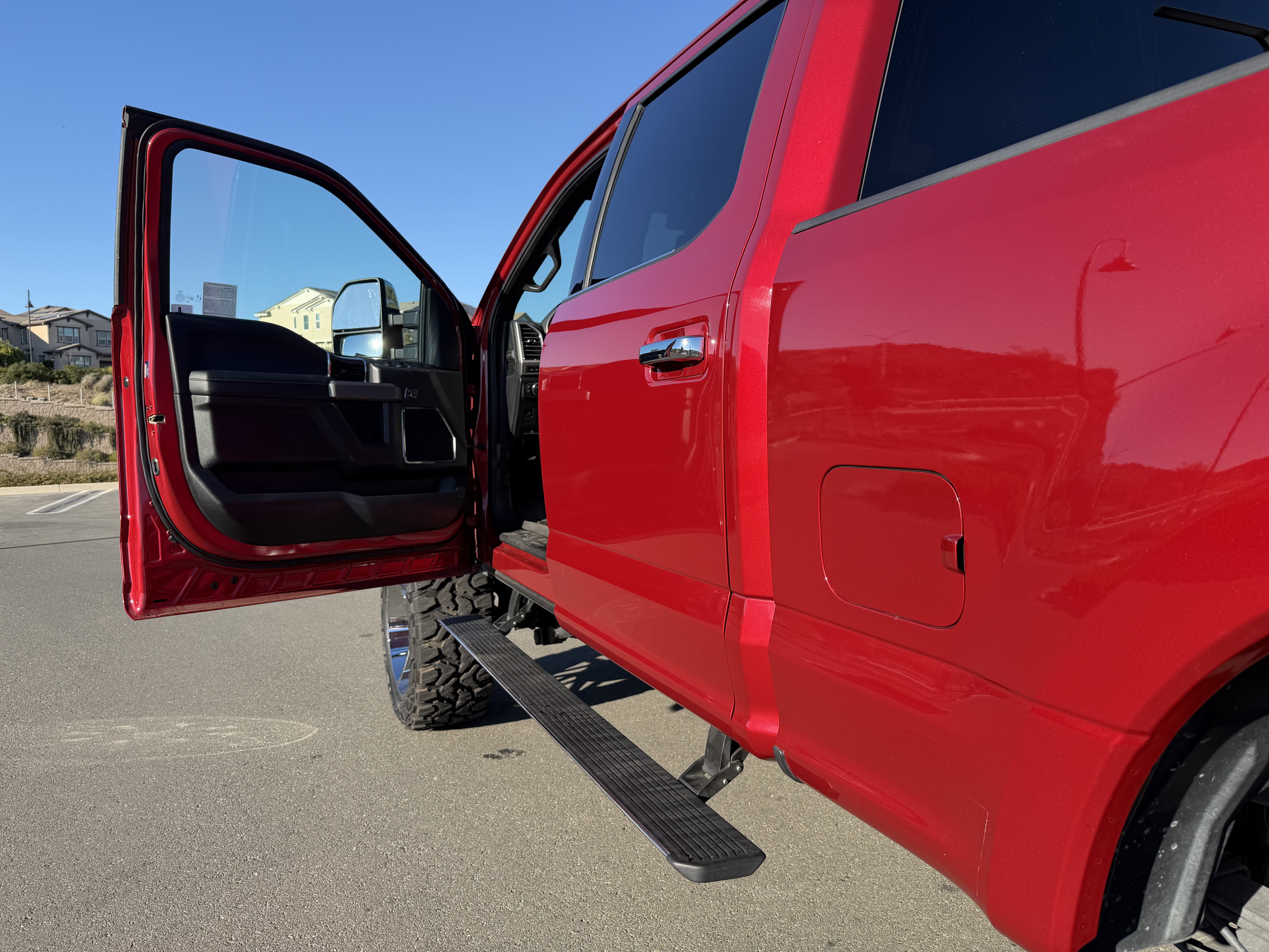 Used 2020 Ford F250 Platinum w/ FX4 Off-Road Package AWD/4WD image 16