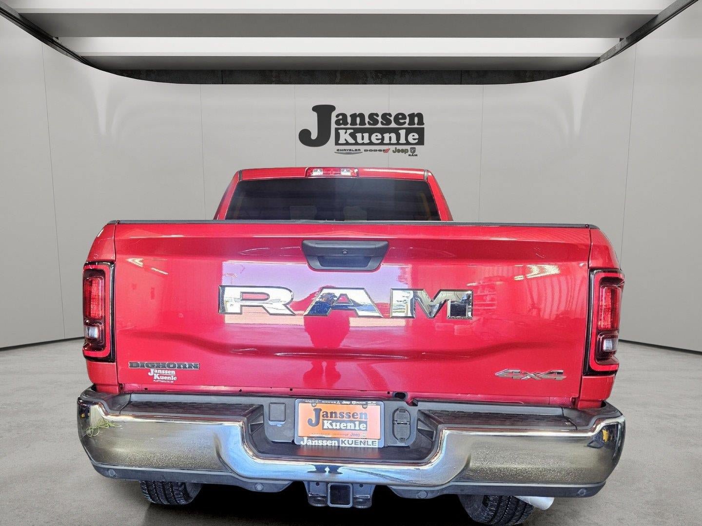 Used 2026 RAM 2500 Big Horn AWD/4WD image 2