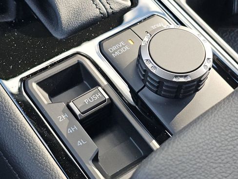 Used 2026 Toyota Sequoia Limited image 12