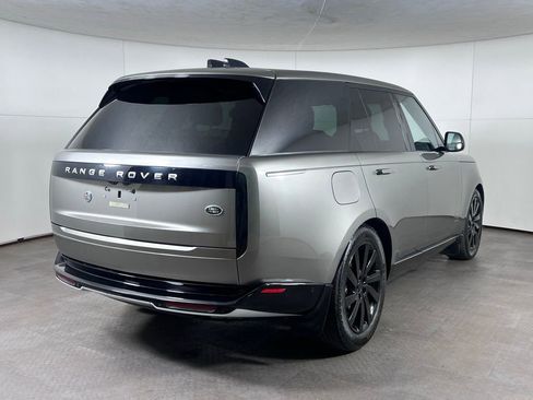 Used 2023 Land Rover Range Rover SE AWD/4WD image 7