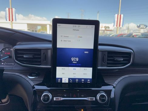 Certified 2022 Ford Explorer Limited w/ Limited Technology Package image 19