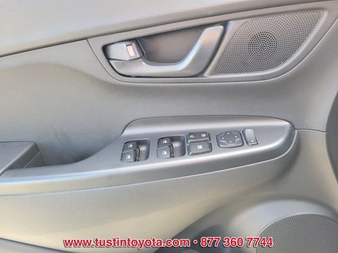 Used 2023 Hyundai Kona SEL image 17