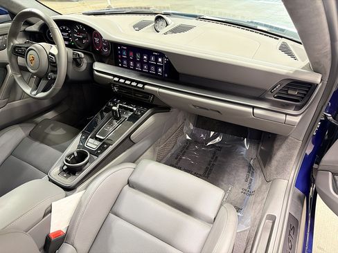 Certified 2024 Porsche 911 Carrera 4 GTS AWD/4WD image 14