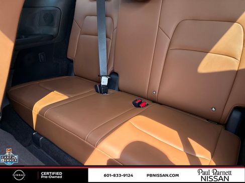 Certified 2025 Nissan Pathfinder Platinum w/ Cargo Package FWD image 32