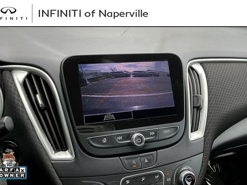 Used 2022 Chevrolet Malibu LT FWD image 14