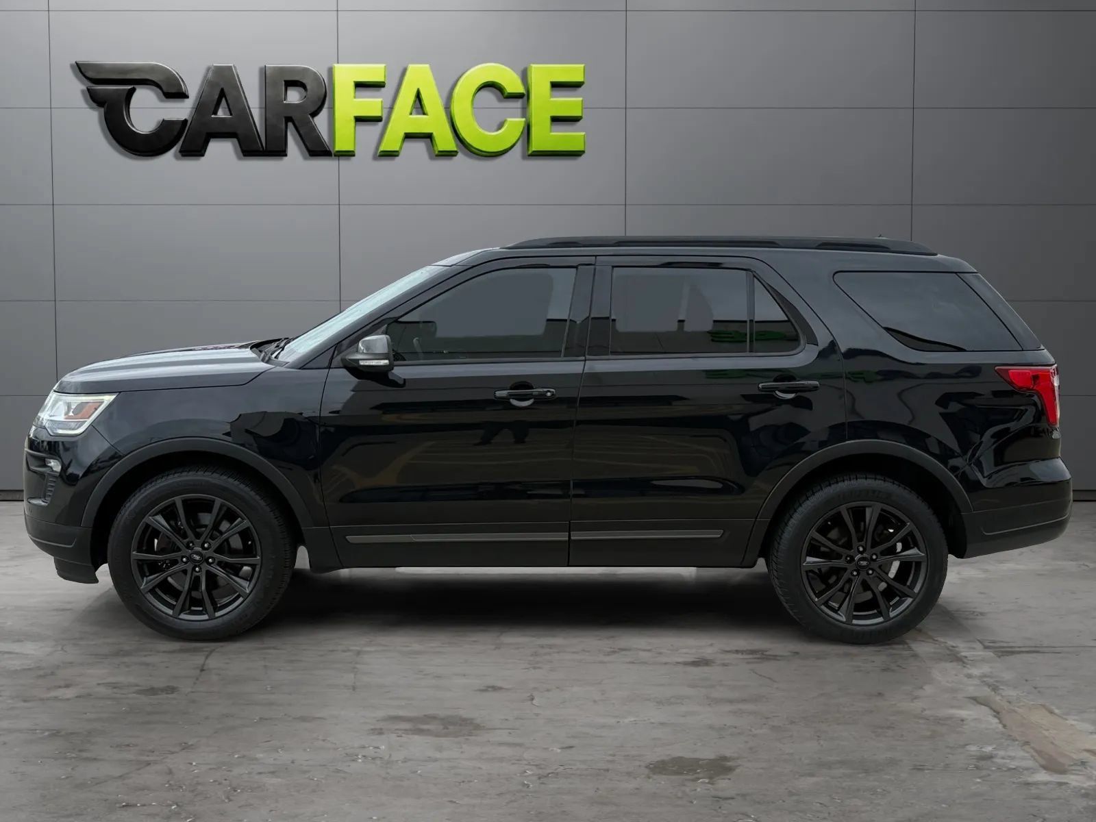 Used 2019 Ford Explorer XLT w/ Equipment Group 202A AWD/4WD image 7
