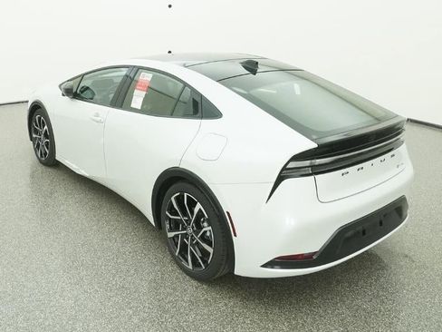 New 2026 Toyota Prius Plug-In Hybrid image 5