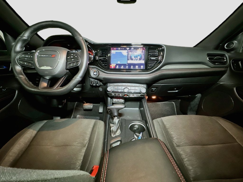 Certified 2025 Dodge Durango GT w/ Trailer Tow Group IV AWD/4WD image 9
