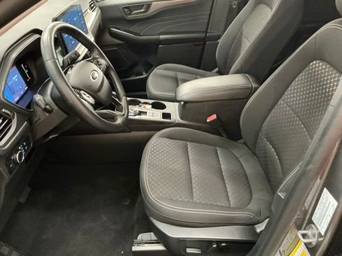 Used 2024 Ford Escape Active w/ Tech Pack #1 AWD/4WD image 14