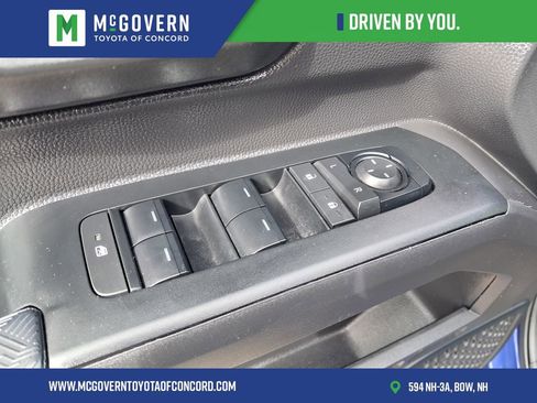 Used 2024 Toyota Tacoma SR5 image 11