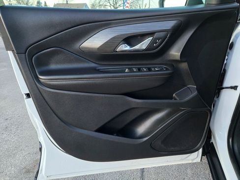 Used 2020 GMC Terrain SLT image 33
