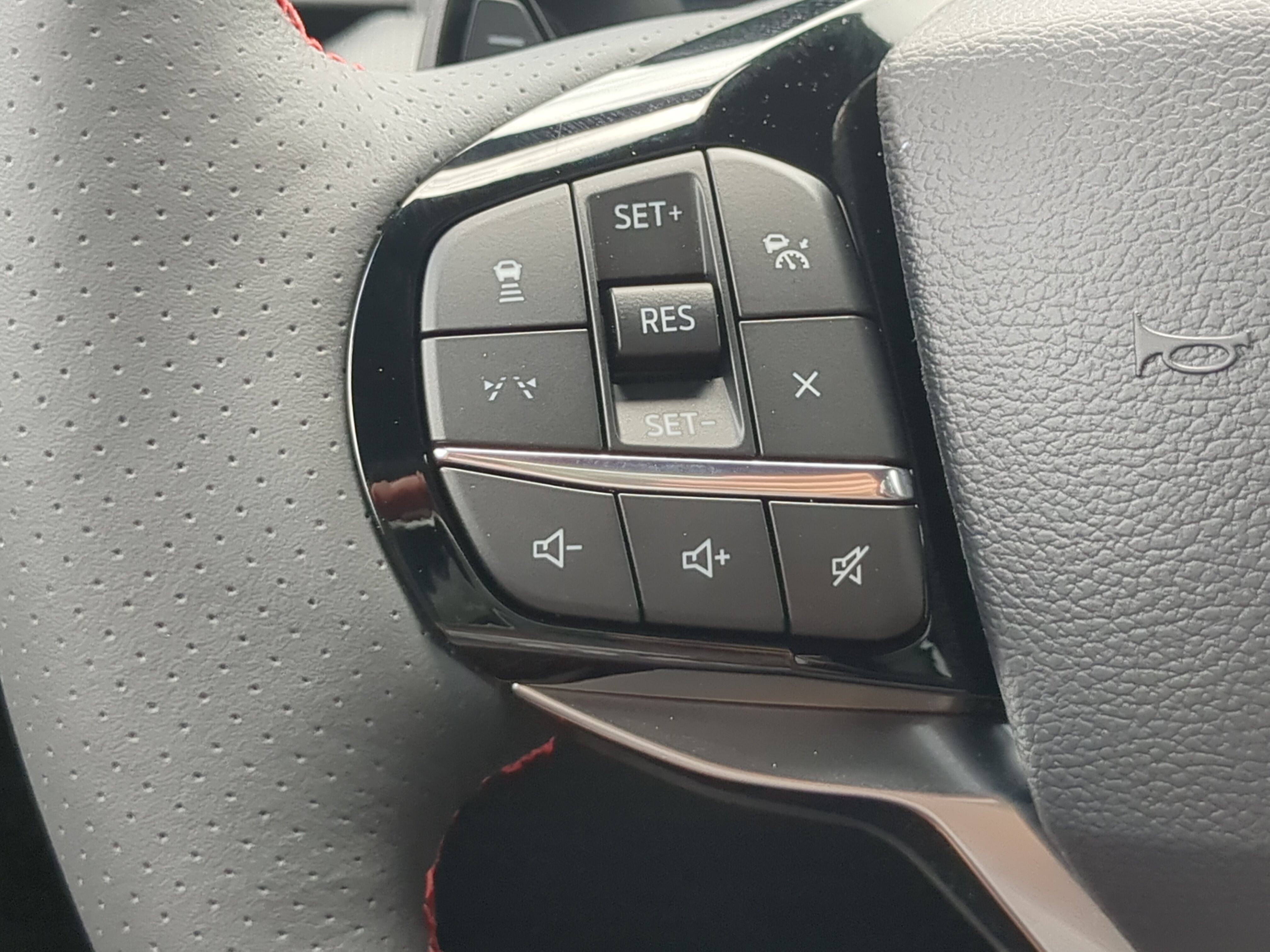 New 2026 Ford Explorer ST w/ Sun And Sound Package RWD image 24