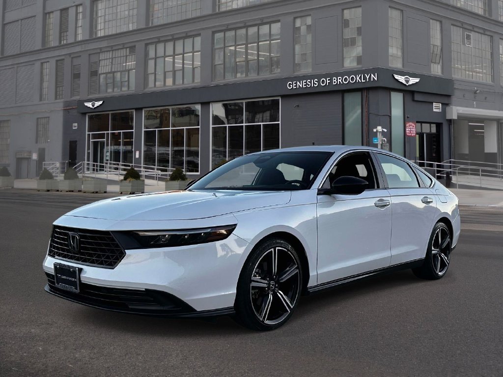 Used 2023 Honda Accord Sport image 1