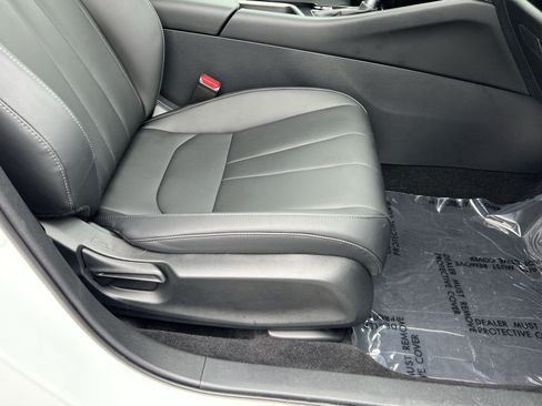 Certified 2025 Acura ADX FWD image 31