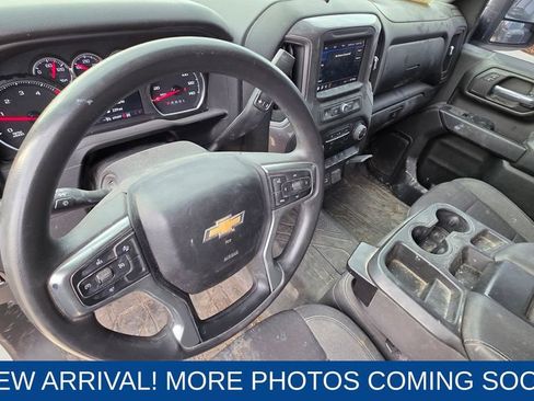 Used 2023 Chevrolet Silverado 2500 Custom w/ Custom Value Package image 12