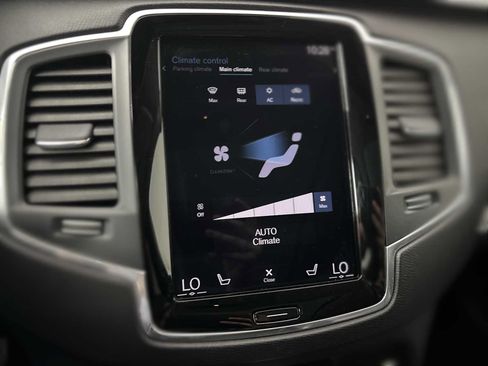 Used 2019 Volvo XC90 T6 Momentum AWD/4WD image 17