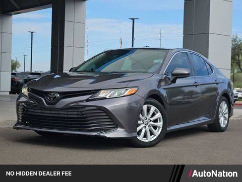 Used 2020 Toyota Camry LE FWD image 1