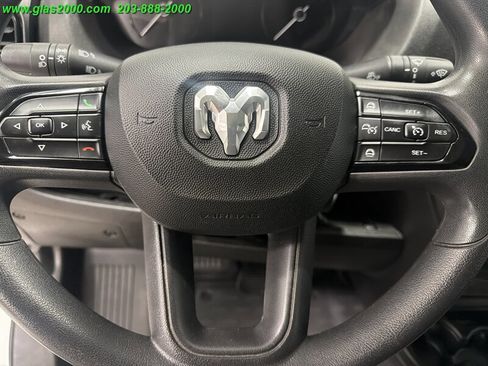 Used 2024 RAM ProMaster 2500 w/ Convenience Group FWD image 17