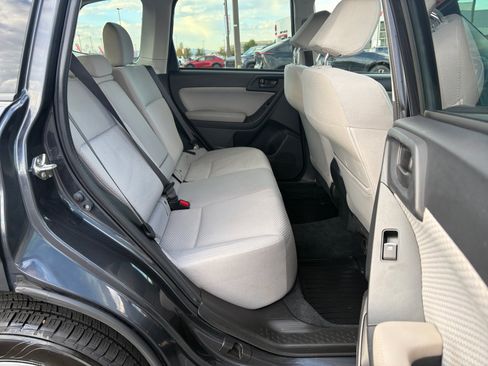 Used 2018 Subaru Forester 2.5i Premium w/ All-Weather Package AWD/4WD image 16