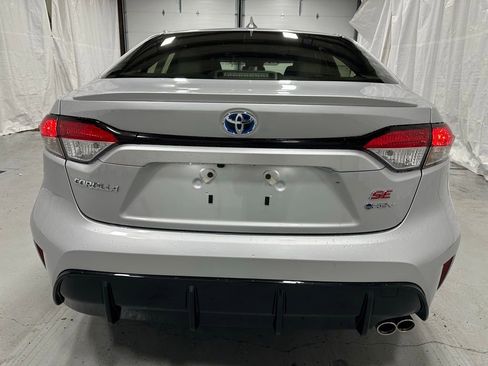 Used 2025 Toyota Corolla SE image 6